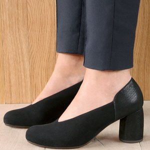 Chie Mihara Murri Black Suede Block Heel Pumps